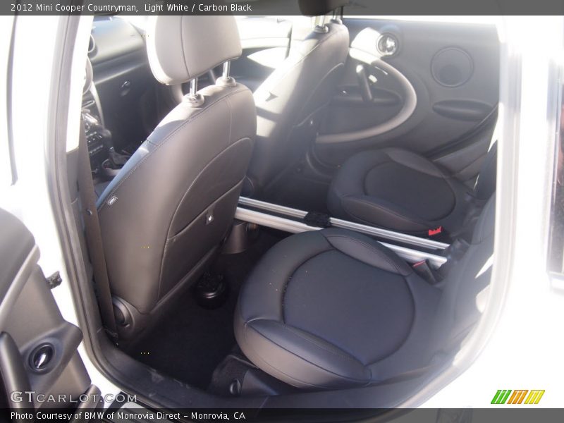 Light White / Carbon Black 2012 Mini Cooper Countryman