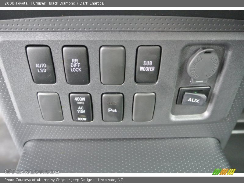 Controls of 2008 FJ Cruiser 