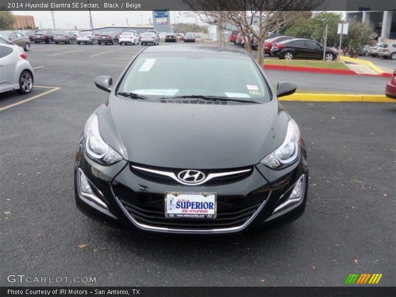 Black / Beige 2014 Hyundai Elantra SE Sedan