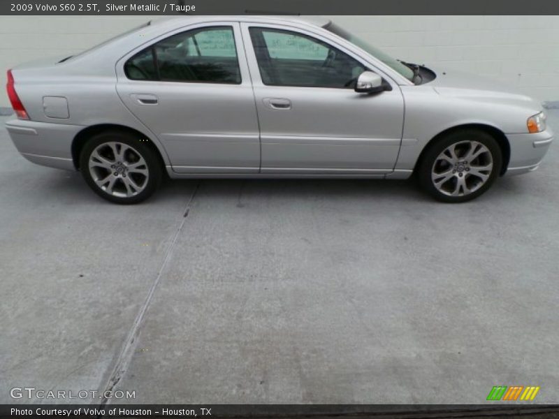 Silver Metallic / Taupe 2009 Volvo S60 2.5T