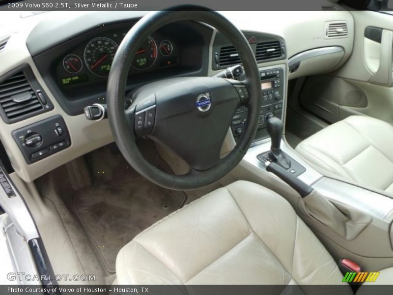 Silver Metallic / Taupe 2009 Volvo S60 2.5T