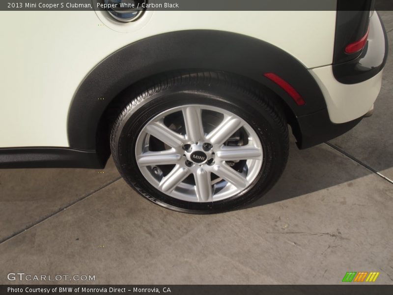 Pepper White / Carbon Black 2013 Mini Cooper S Clubman