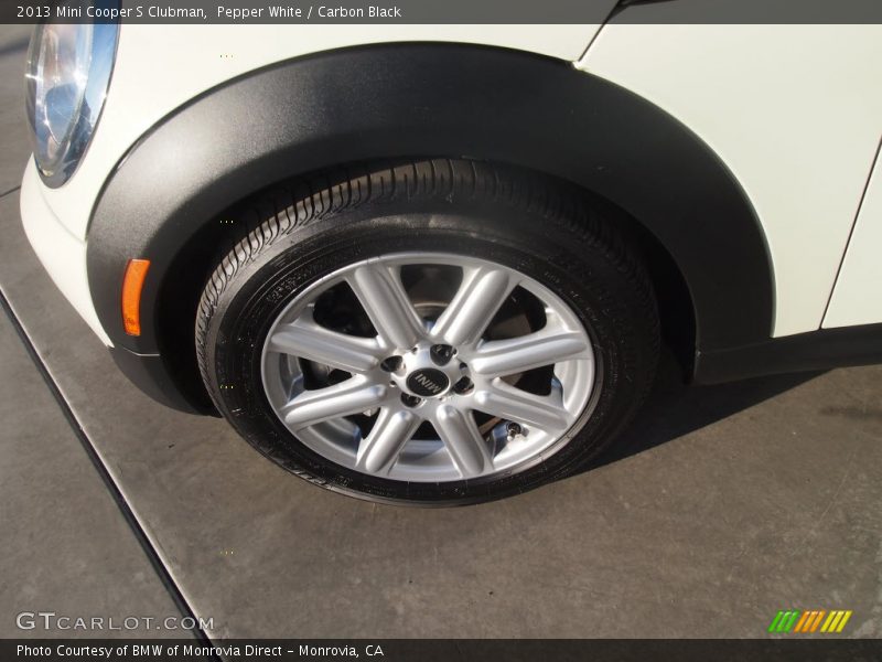 Pepper White / Carbon Black 2013 Mini Cooper S Clubman