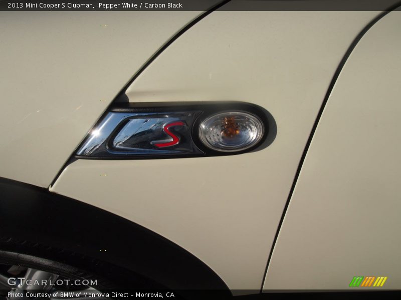 Pepper White / Carbon Black 2013 Mini Cooper S Clubman