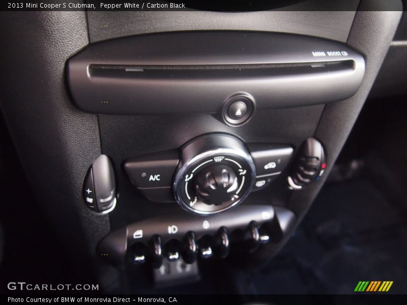 Pepper White / Carbon Black 2013 Mini Cooper S Clubman
