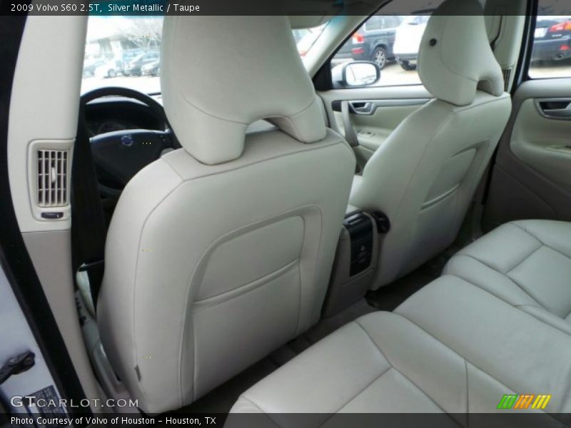 Silver Metallic / Taupe 2009 Volvo S60 2.5T