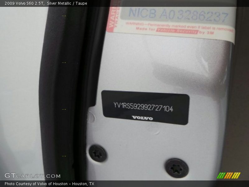 Silver Metallic / Taupe 2009 Volvo S60 2.5T