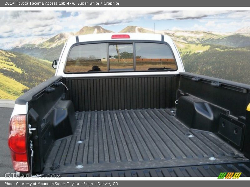 Super White / Graphite 2014 Toyota Tacoma Access Cab 4x4