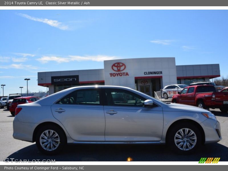 Classic Silver Metallic / Ash 2014 Toyota Camry LE