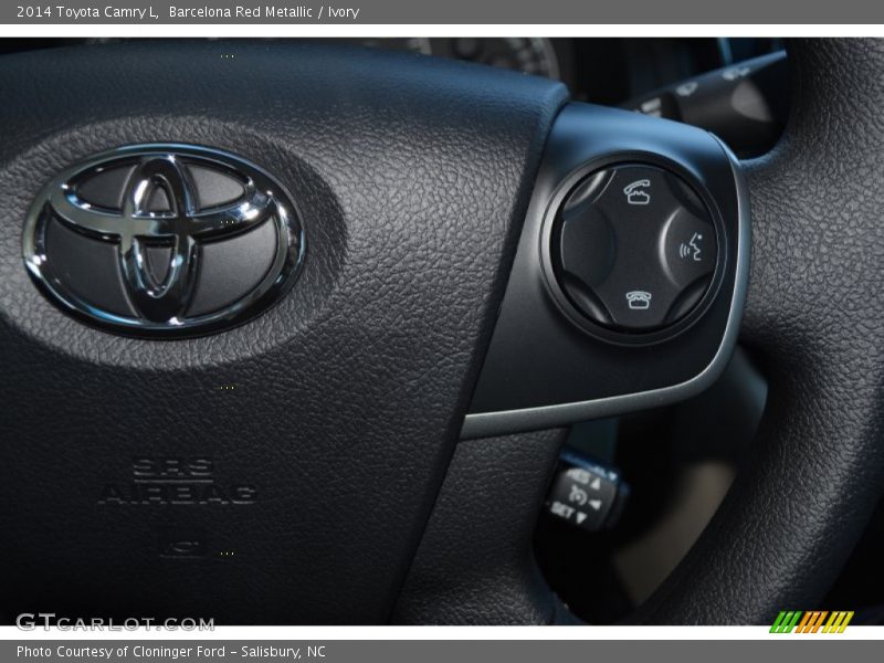Barcelona Red Metallic / Ivory 2014 Toyota Camry L