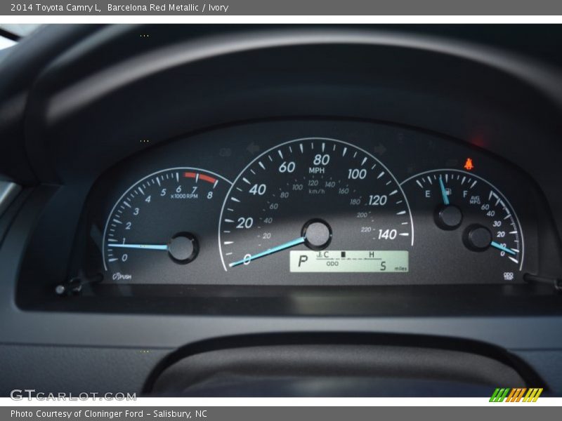 Barcelona Red Metallic / Ivory 2014 Toyota Camry L