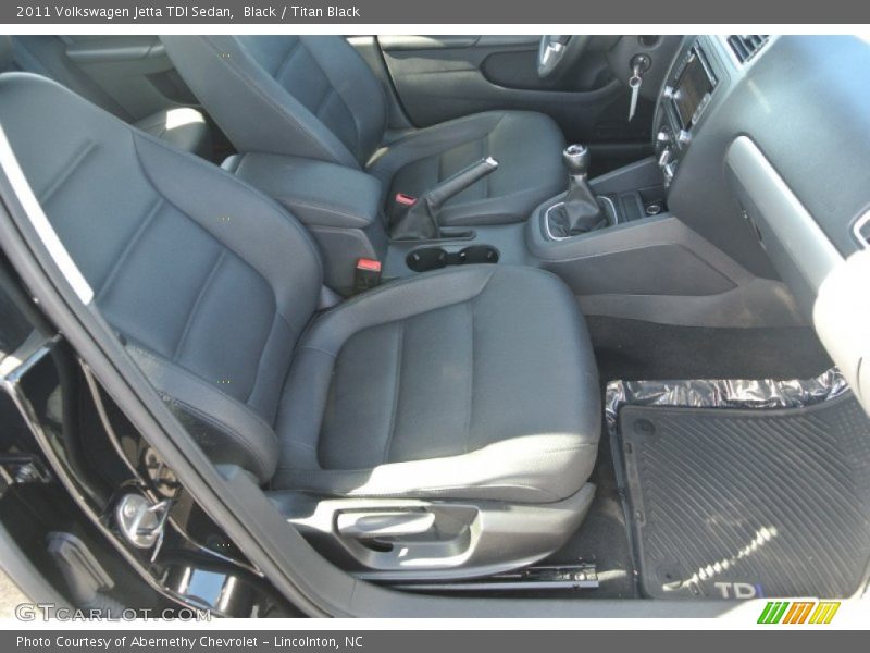 Black / Titan Black 2011 Volkswagen Jetta TDI Sedan