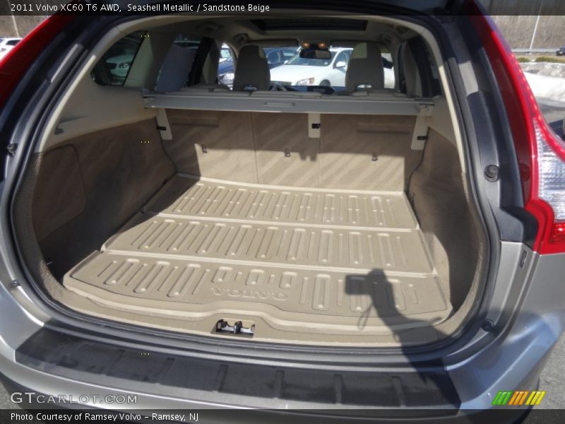 Seashell Metallic / Sandstone Beige 2011 Volvo XC60 T6 AWD