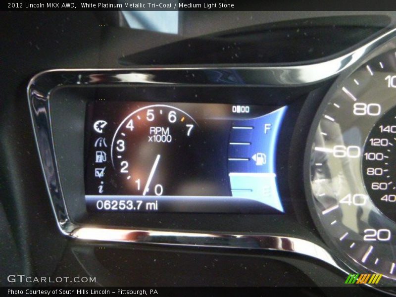 White Platinum Metallic Tri-Coat / Medium Light Stone 2012 Lincoln MKX AWD