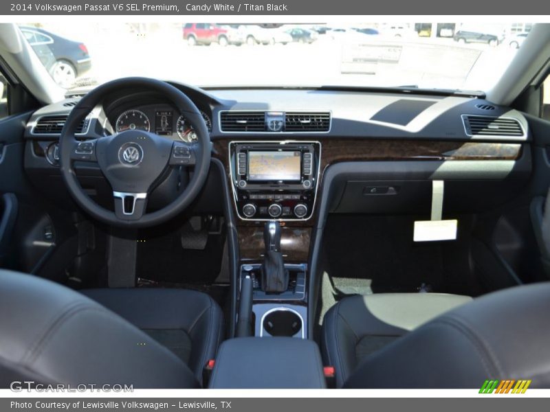 Candy White / Titan Black 2014 Volkswagen Passat V6 SEL Premium