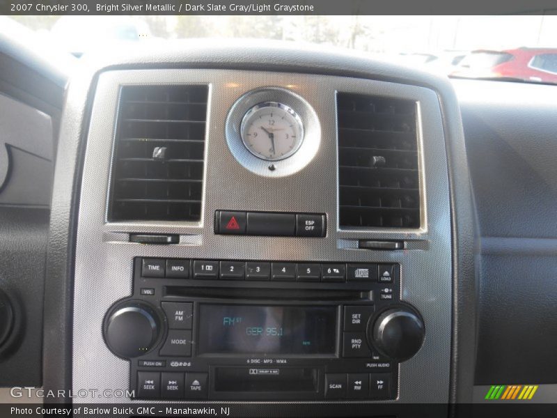 Bright Silver Metallic / Dark Slate Gray/Light Graystone 2007 Chrysler 300