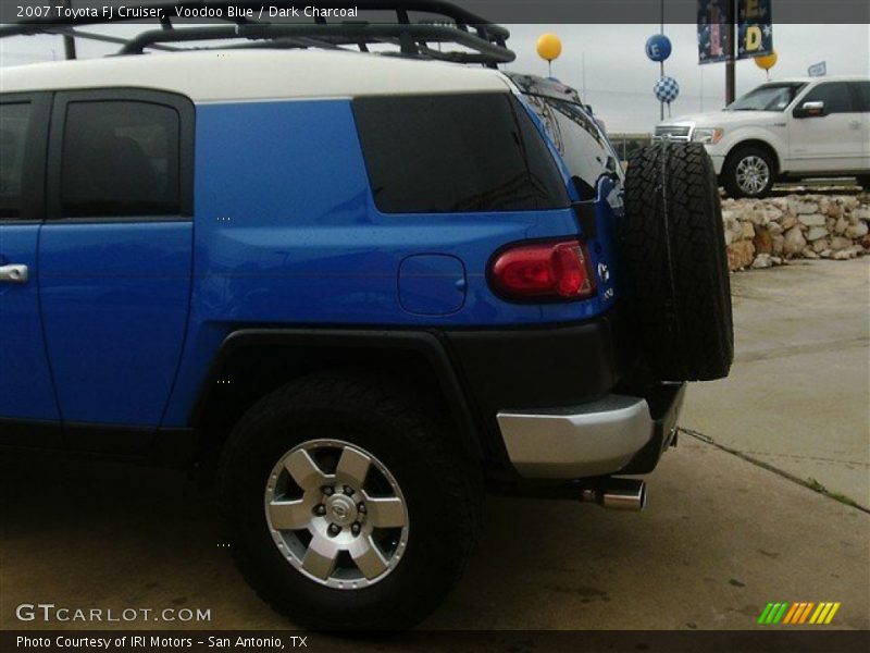Voodoo Blue / Dark Charcoal 2007 Toyota FJ Cruiser
