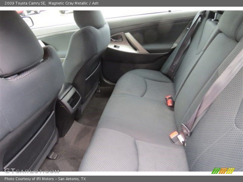 Magnetic Gray Metallic / Ash 2009 Toyota Camry SE