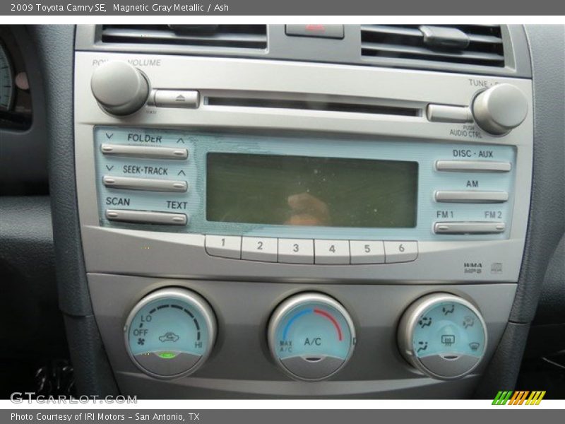 Magnetic Gray Metallic / Ash 2009 Toyota Camry SE