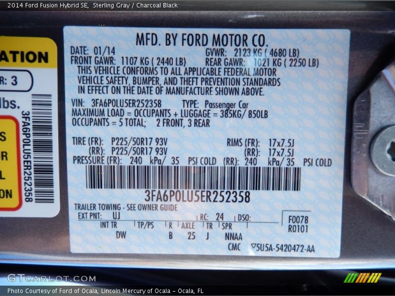 Sterling Gray / Charcoal Black 2014 Ford Fusion Hybrid SE