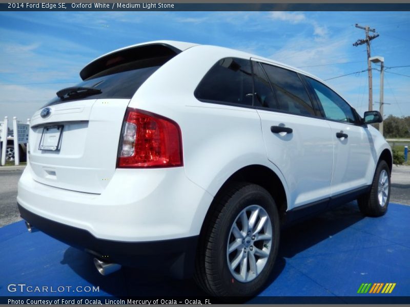 Oxford White / Medium Light Stone 2014 Ford Edge SE
