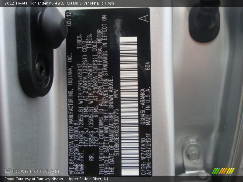 Classic Silver Metallic / Ash 2012 Toyota Highlander V6 4WD