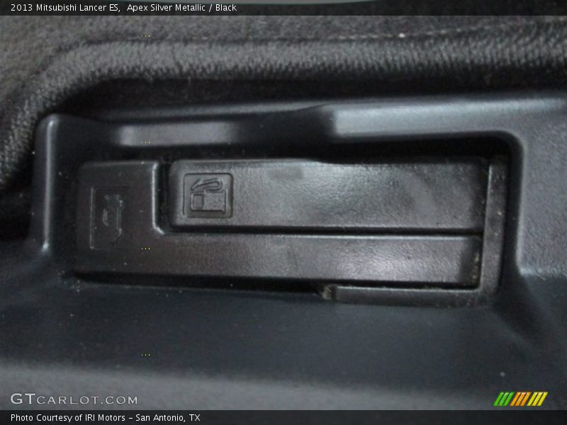 Apex Silver Metallic / Black 2013 Mitsubishi Lancer ES