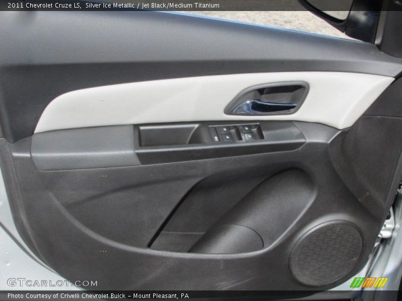 Silver Ice Metallic / Jet Black/Medium Titanium 2011 Chevrolet Cruze LS