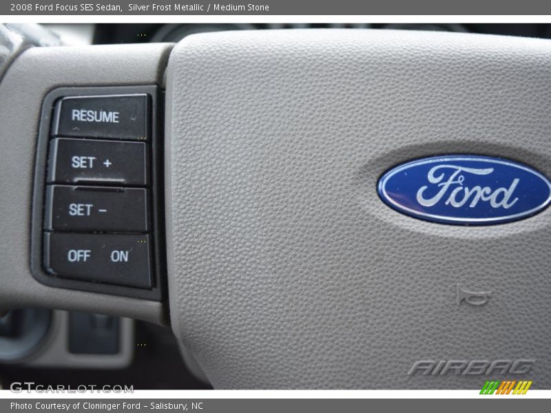 Silver Frost Metallic / Medium Stone 2008 Ford Focus SES Sedan