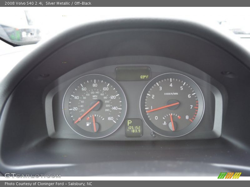 Silver Metallic / Off-Black 2008 Volvo S40 2.4i