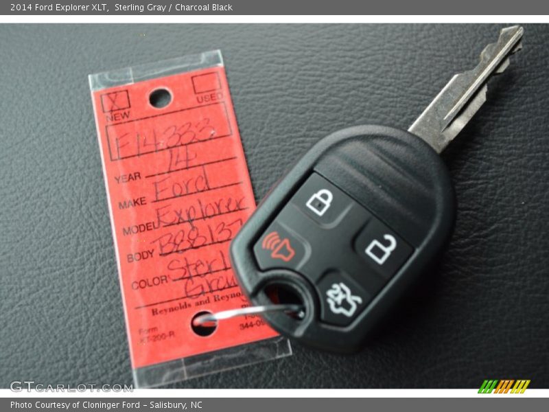 Sterling Gray / Charcoal Black 2014 Ford Explorer XLT