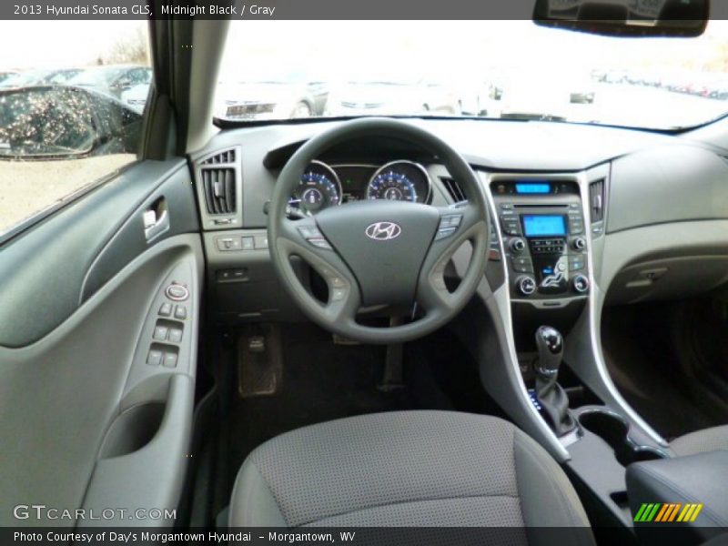 Midnight Black / Gray 2013 Hyundai Sonata GLS