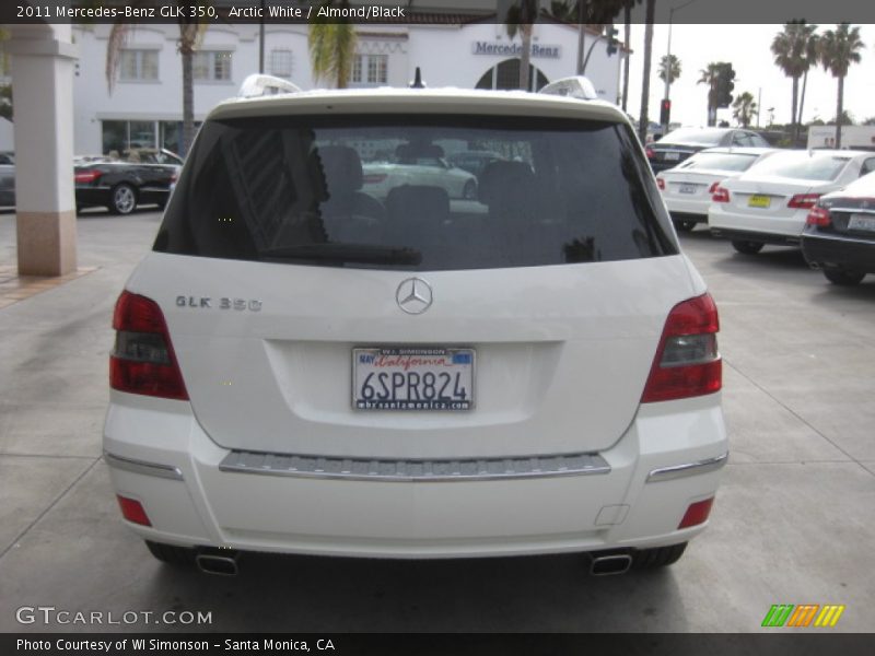 Arctic White / Almond/Black 2011 Mercedes-Benz GLK 350