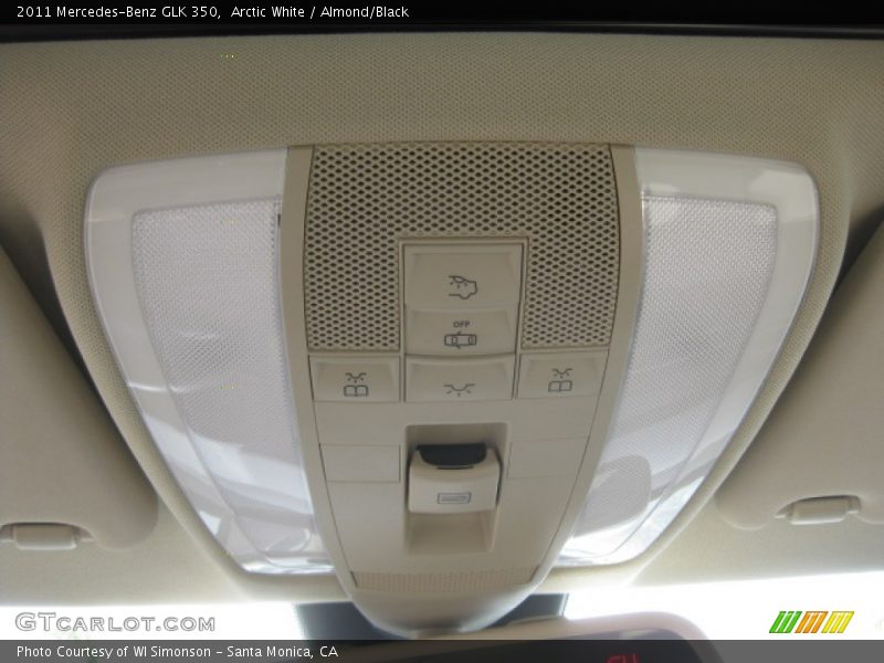 Arctic White / Almond/Black 2011 Mercedes-Benz GLK 350