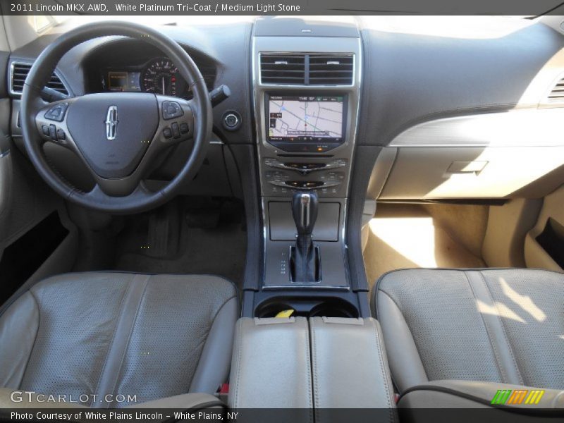 White Platinum Tri-Coat / Medium Light Stone 2011 Lincoln MKX AWD