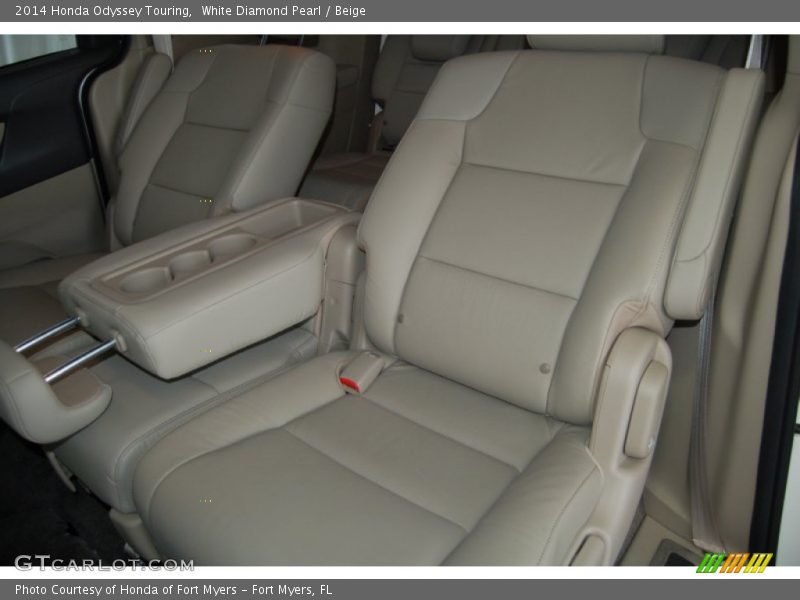 White Diamond Pearl / Beige 2014 Honda Odyssey Touring