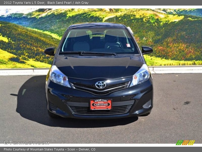 Black Sand Pearl / Ash Gray 2012 Toyota Yaris L 5 Door