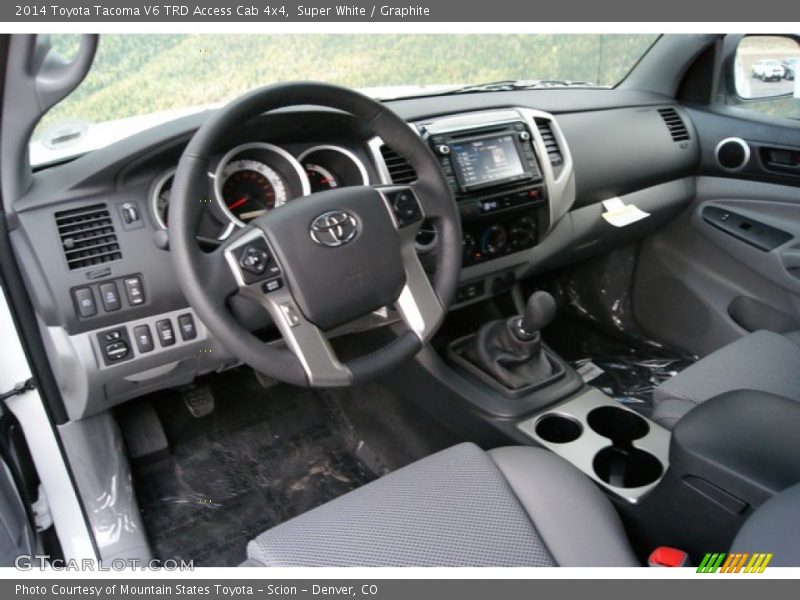 Super White / Graphite 2014 Toyota Tacoma V6 TRD Access Cab 4x4