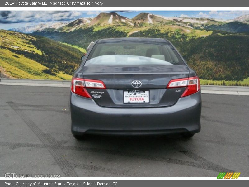 Magnetic Gray Metallic / Ivory 2014 Toyota Camry LE