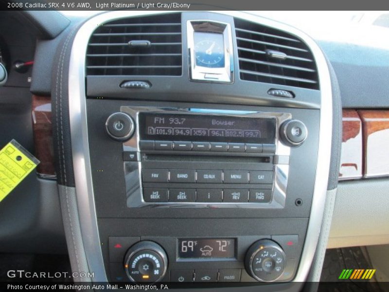 Light Platinum / Light Gray/Ebony 2008 Cadillac SRX 4 V6 AWD