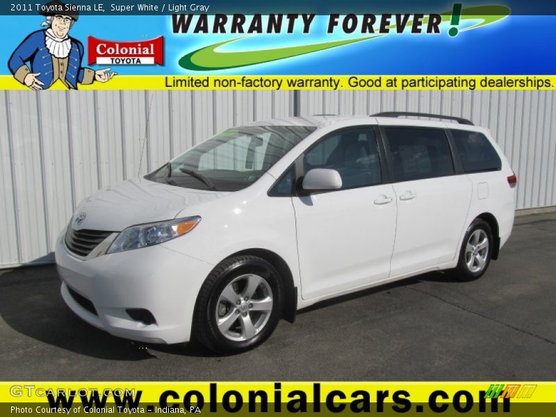 Super White / Light Gray 2011 Toyota Sienna LE
