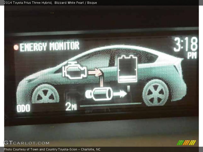 Blizzard White Pearl / Bisque 2014 Toyota Prius Three Hybrid