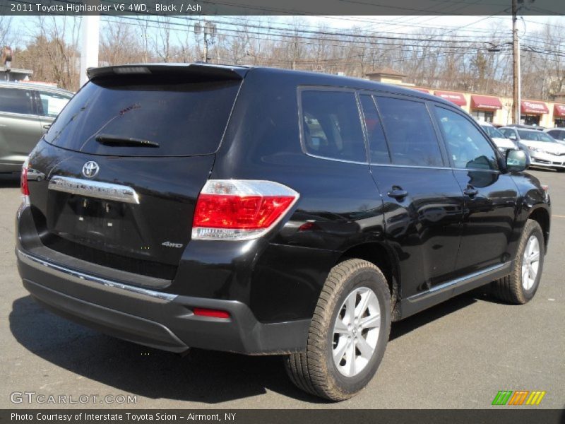 Black / Ash 2011 Toyota Highlander V6 4WD