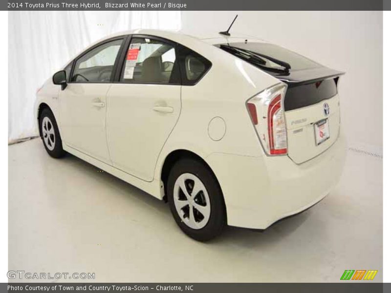Blizzard White Pearl / Bisque 2014 Toyota Prius Three Hybrid
