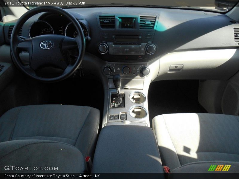 Black / Ash 2011 Toyota Highlander V6 4WD