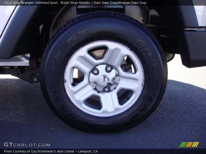 Bright Silver Metallic / Dark Slate Gray/Medium Slate Gray 2010 Jeep Wrangler Unlimited Sport