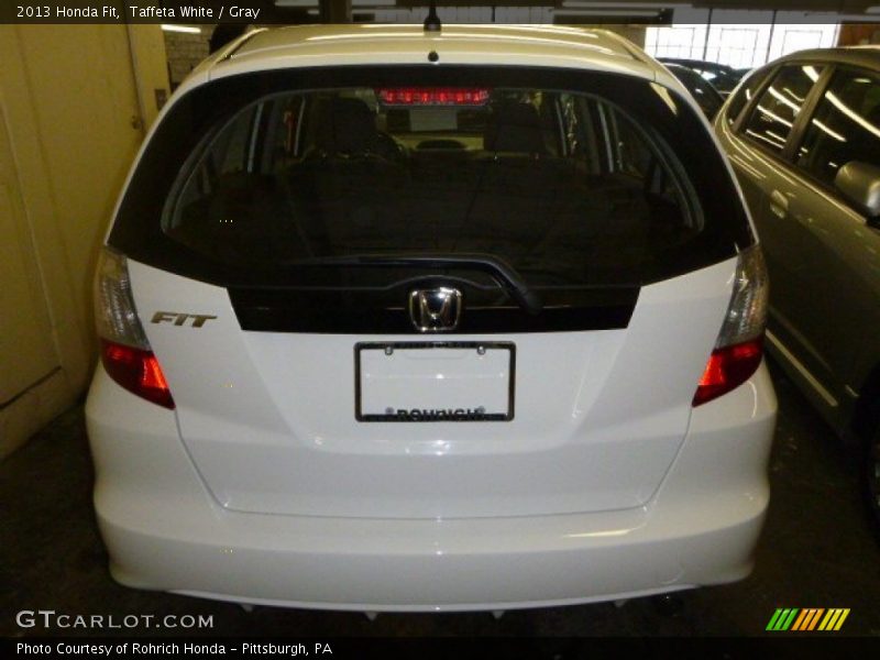 Taffeta White / Gray 2013 Honda Fit