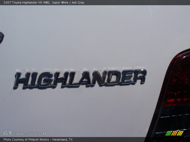 Super White / Ash Gray 2007 Toyota Highlander V6 4WD