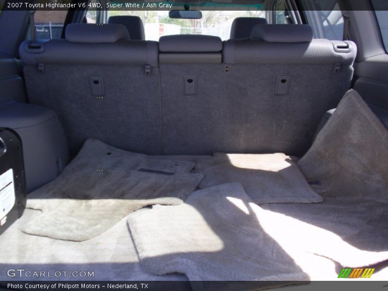 Super White / Ash Gray 2007 Toyota Highlander V6 4WD