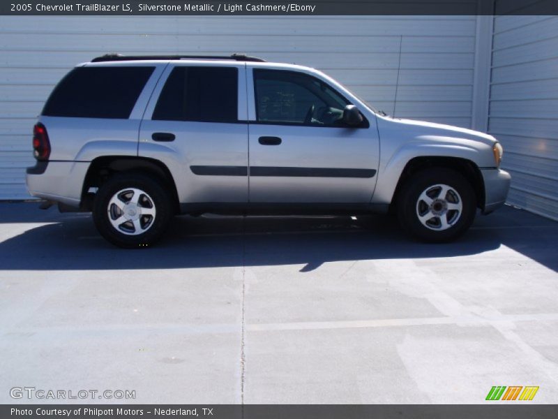 Silverstone Metallic / Light Cashmere/Ebony 2005 Chevrolet TrailBlazer LS